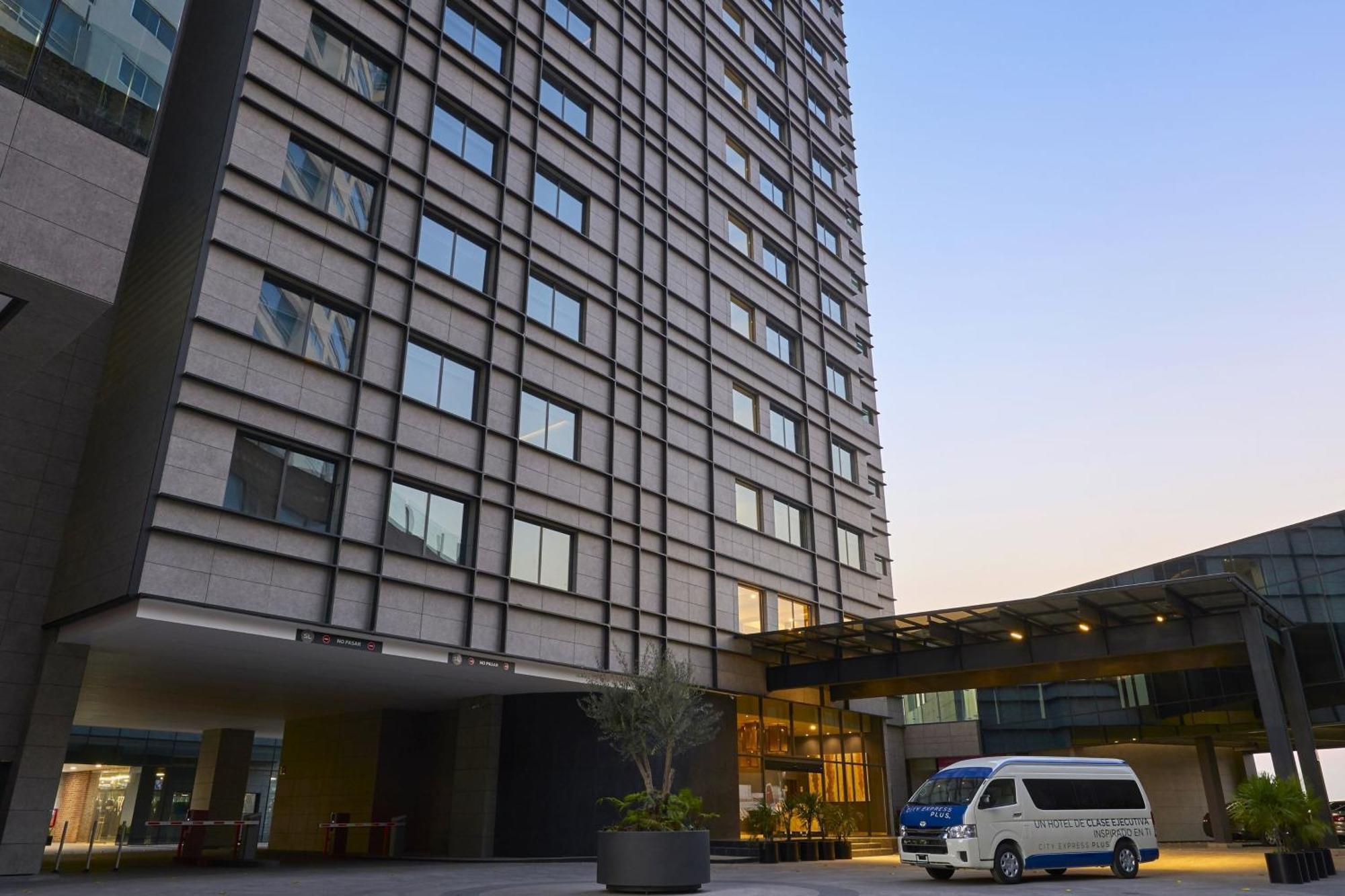 City Express Plus By Marriott Ciudad De Mexico Interlomas Ngoại thất bức ảnh