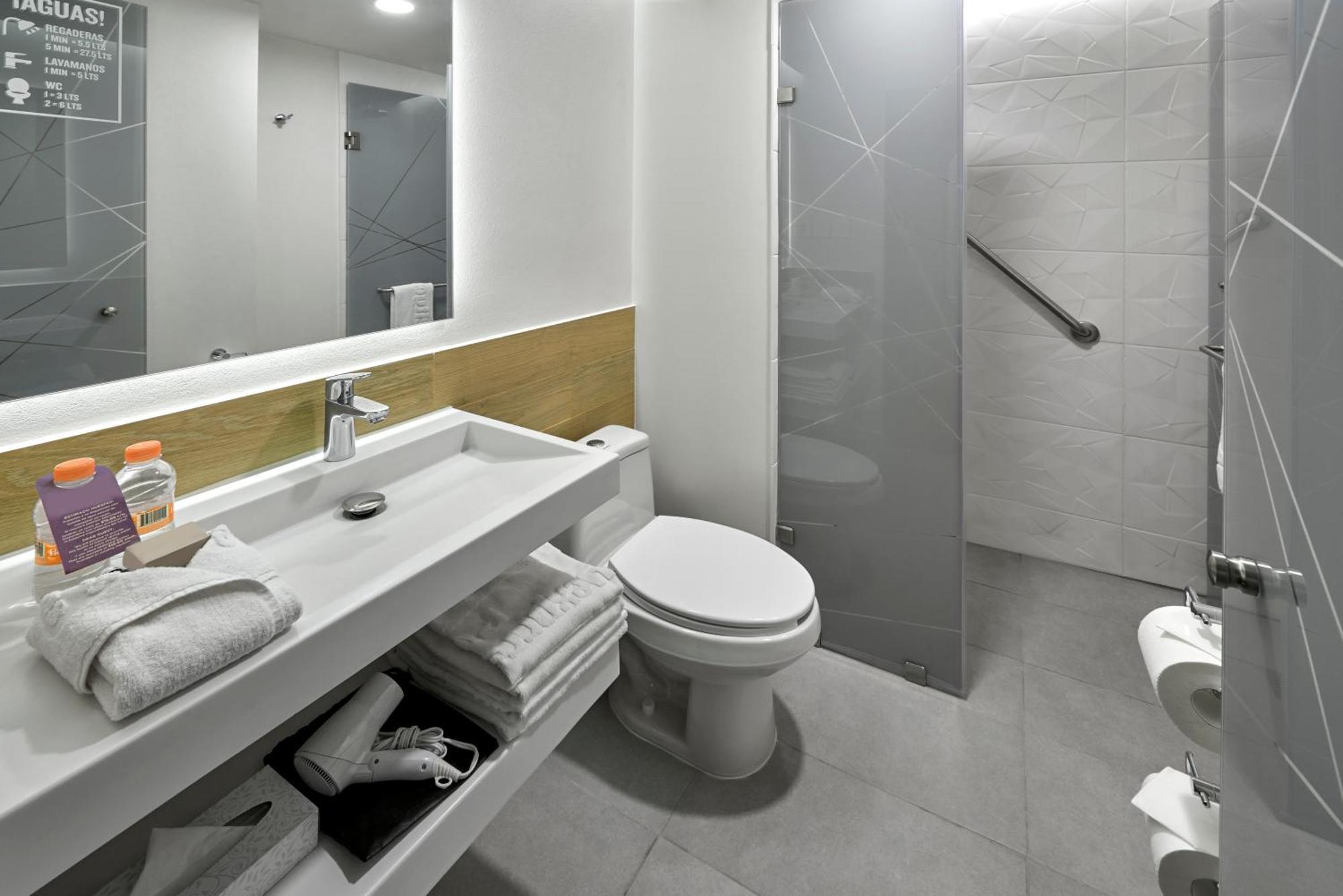 City Express Plus By Marriott Ciudad De Mexico Interlomas Ngoại thất bức ảnh